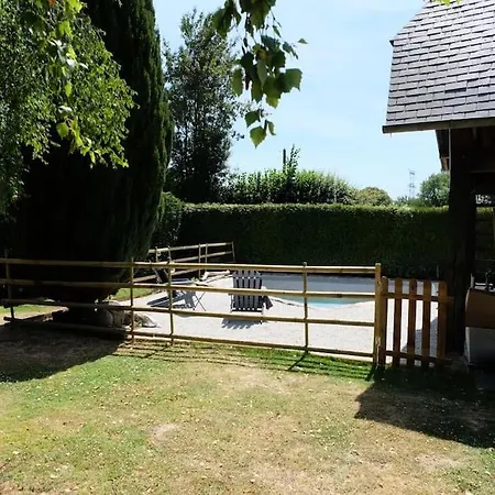 Vakantiehuis Maison A Colombages Pres De Deauville, Trouville *