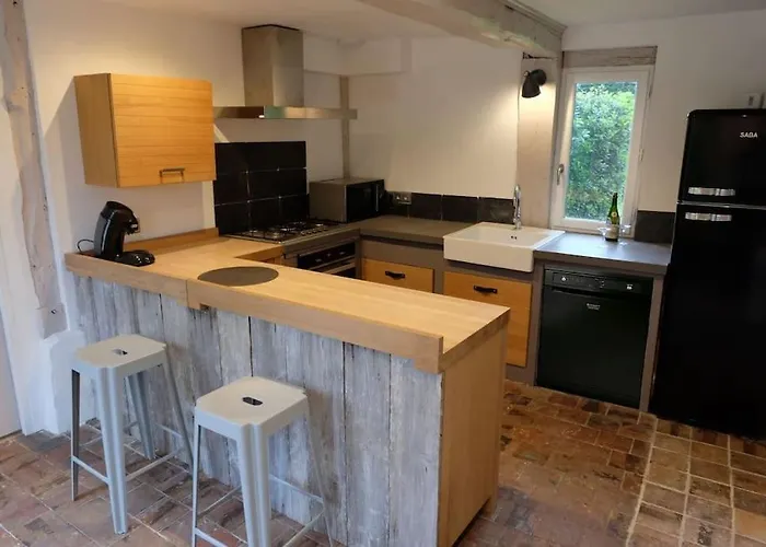 Maison A Colombages Pres De Deauville, Trouville * Formentin